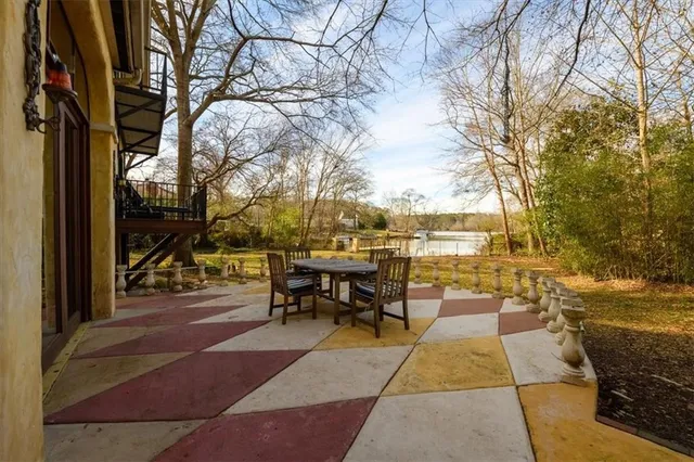 $499,000 | 687 Lakeshore Drive, Jackson, GA 30233
