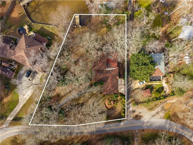 $499,000 | 687 Lakeshore Drive, Jackson, GA 30233