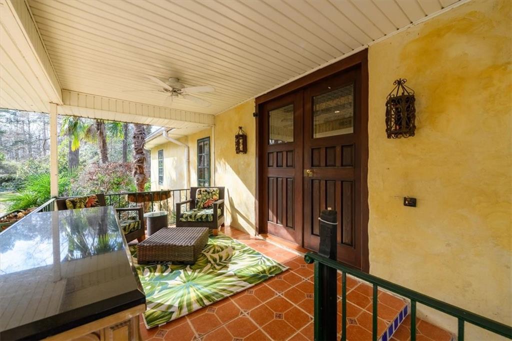 687 Lakeshore Drive Jackson, GA 30233 - Photo 4 of 19