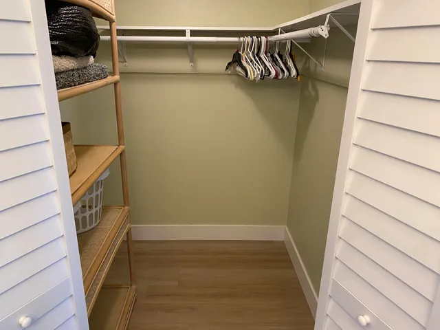 a view of walk in closet