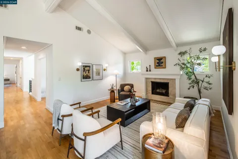 $1,795,000 | 4033 Valente Drive, Lafayette, CA 94549