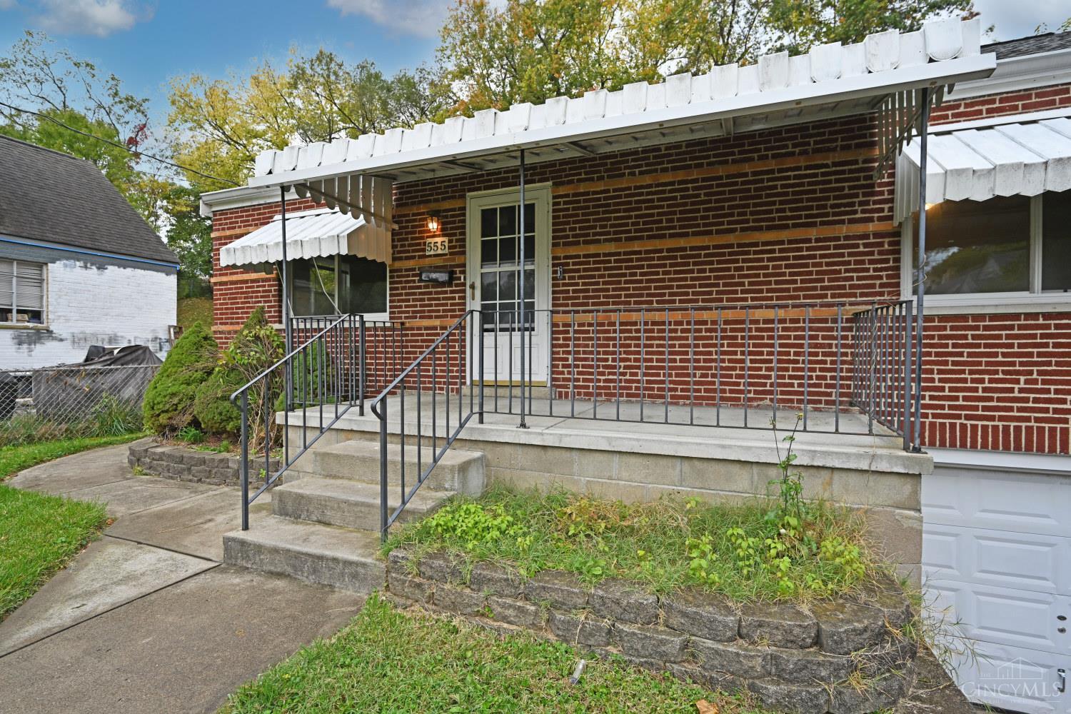 555 Virgil Road Cincinnati, OH 45238 - Photo 3 of 26