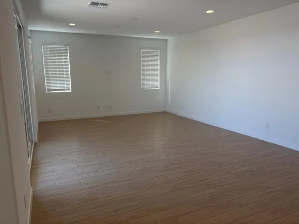 $2,800 | 12011 Calle De Pompas West, Peoria, AZ 85383