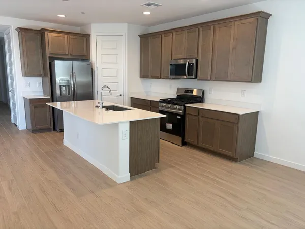 $2,800 | 12011 Calle De Pompas West, Peoria, AZ 85383