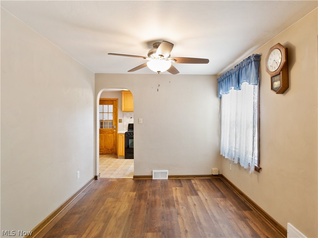 365 Seville Road Wadsworth, OH 44281 - Photo 6 of 32 Gallery Image 6