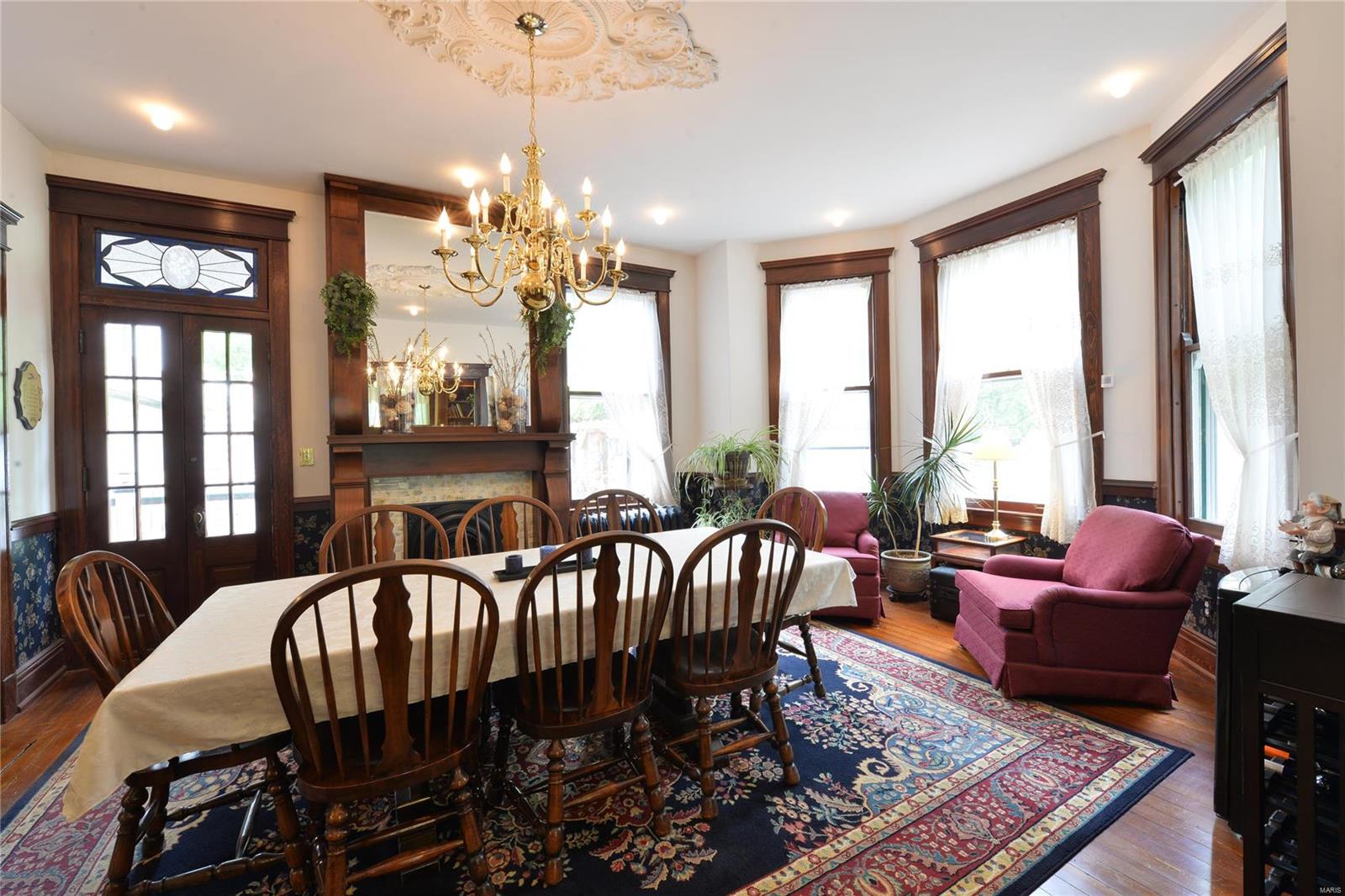 433 Carson Road St. Louis, MO 63135 - Photo 11 of 76 Gallery Image 11