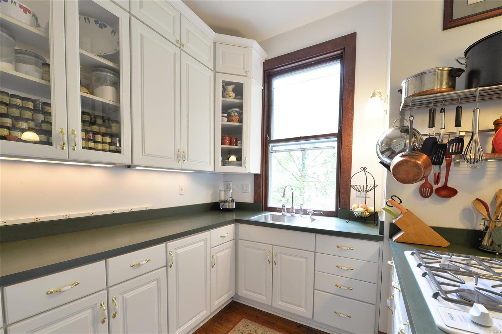 433 Carson Road St. Louis, MO 63135 - Photo 19 of 76 Gallery Image 19