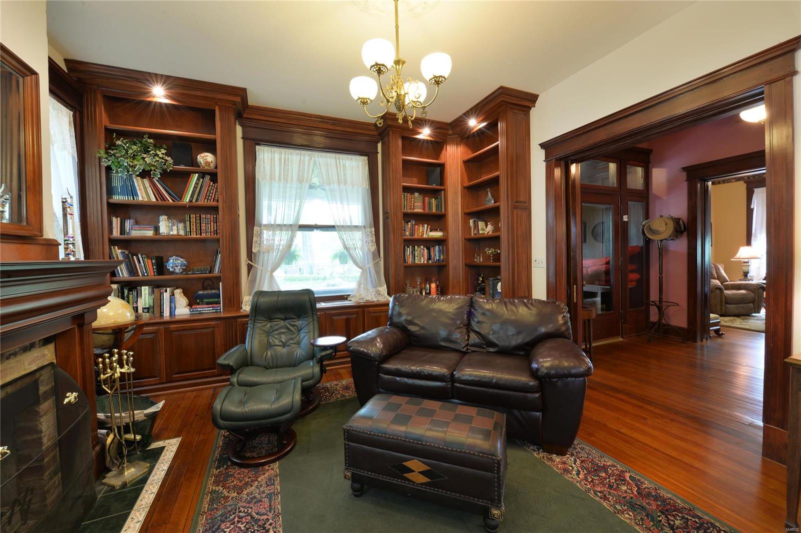 433 Carson Road St. Louis, MO 63135 - Photo 8 of 76 Gallery Image 8