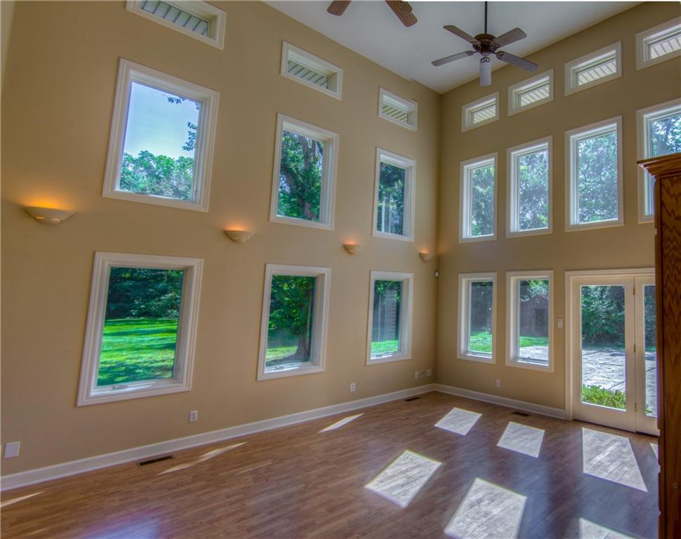7035 Dover Road Indianapolis, IN 46220 - Photo 3 of 20 Gallery Image 3