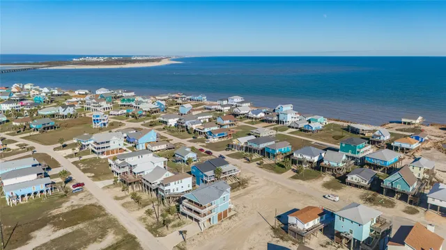 $610,000 | 12903 Buccaneer Parkway, Freeport, TX 77541