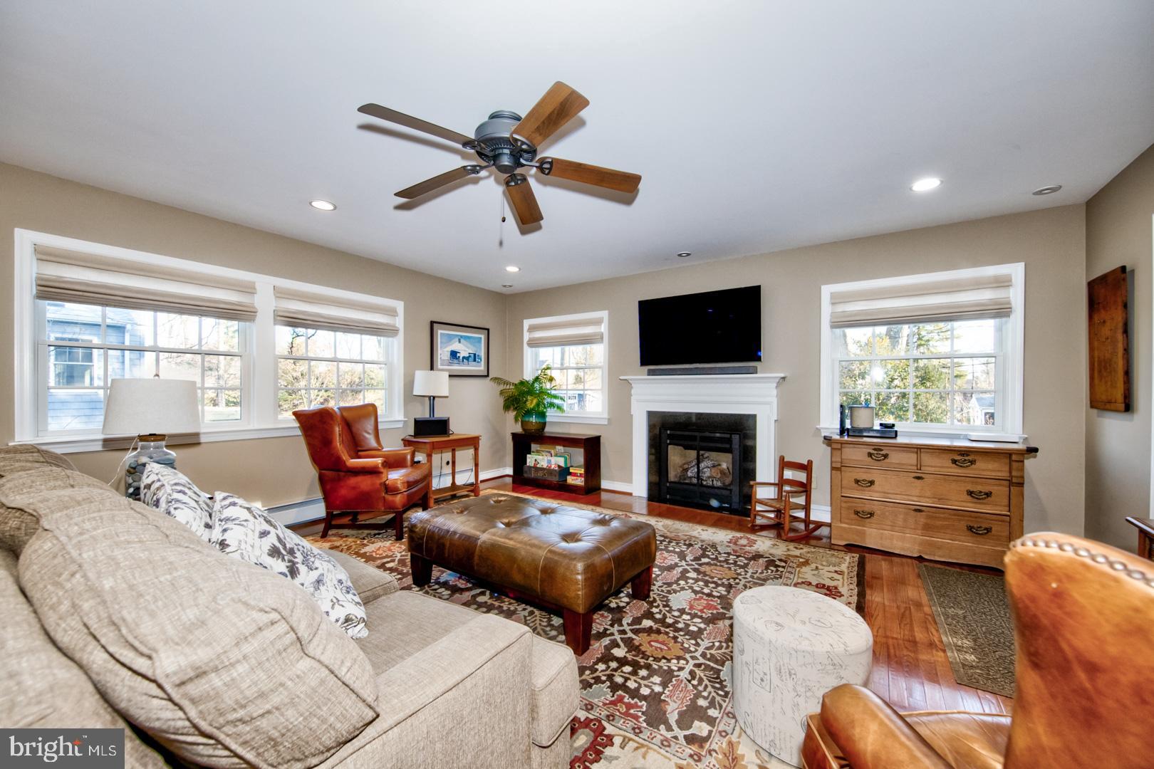 37 Woodcroft Road Havertown, PA 19083 - Photo 2 of 26 Family Room