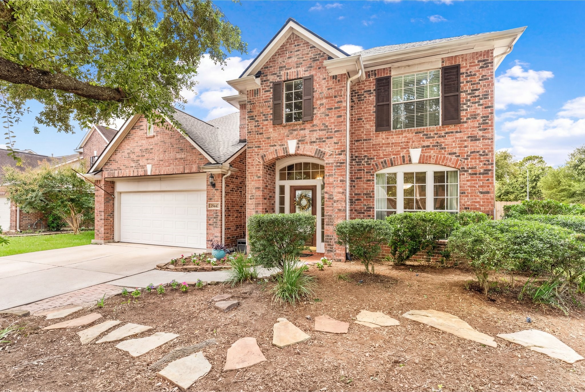 25447 China Springs Spring, TX 77373 - Photo 4 of 45 Sitting on a corner lot in a more private section of Spring Lakes, which offers privacy and less traffic. With only one gate in and out, there are only 2 central streets and no through traffic in the neighborhood.