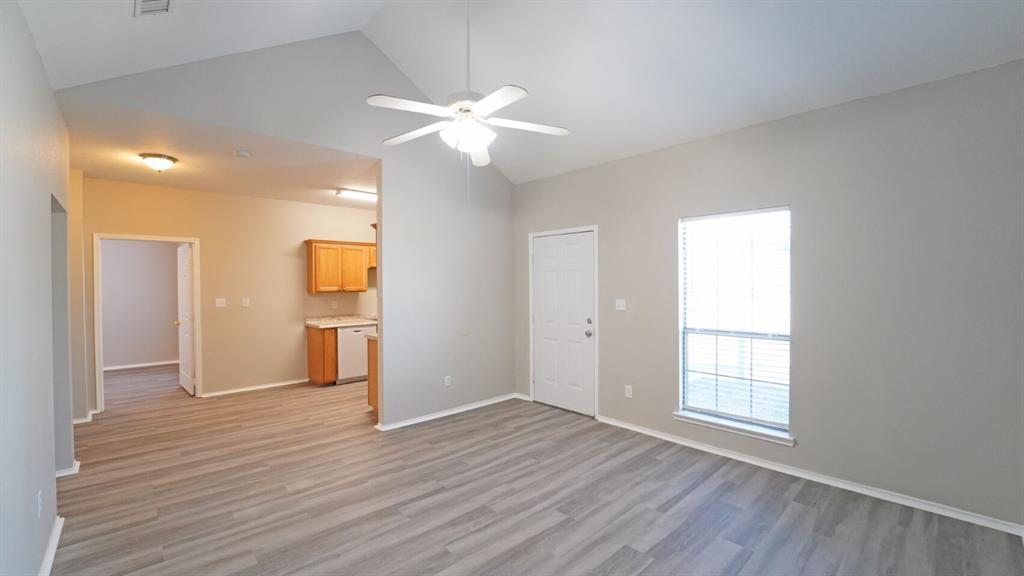 112 Collett Court Weatherford, TX 76088 - Photo 1 of 18