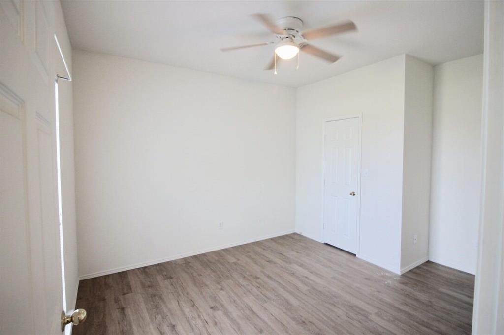 112 Collett Court Weatherford, TX 76088 - Photo 14 of 18