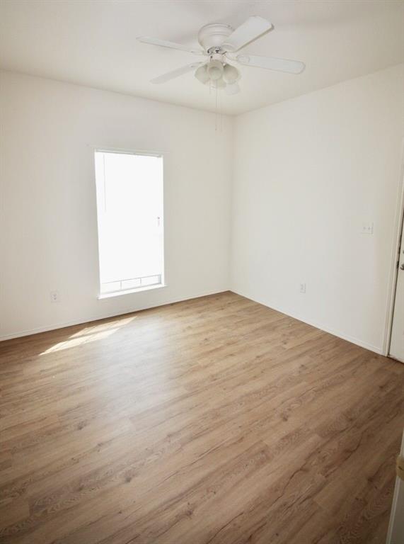 112 Collett Court Weatherford, TX 76088 - Photo 10 of 18