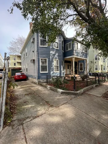 $3,500 | 25 Rossmore Street, Unit 1/2, Somerville, MA 02143