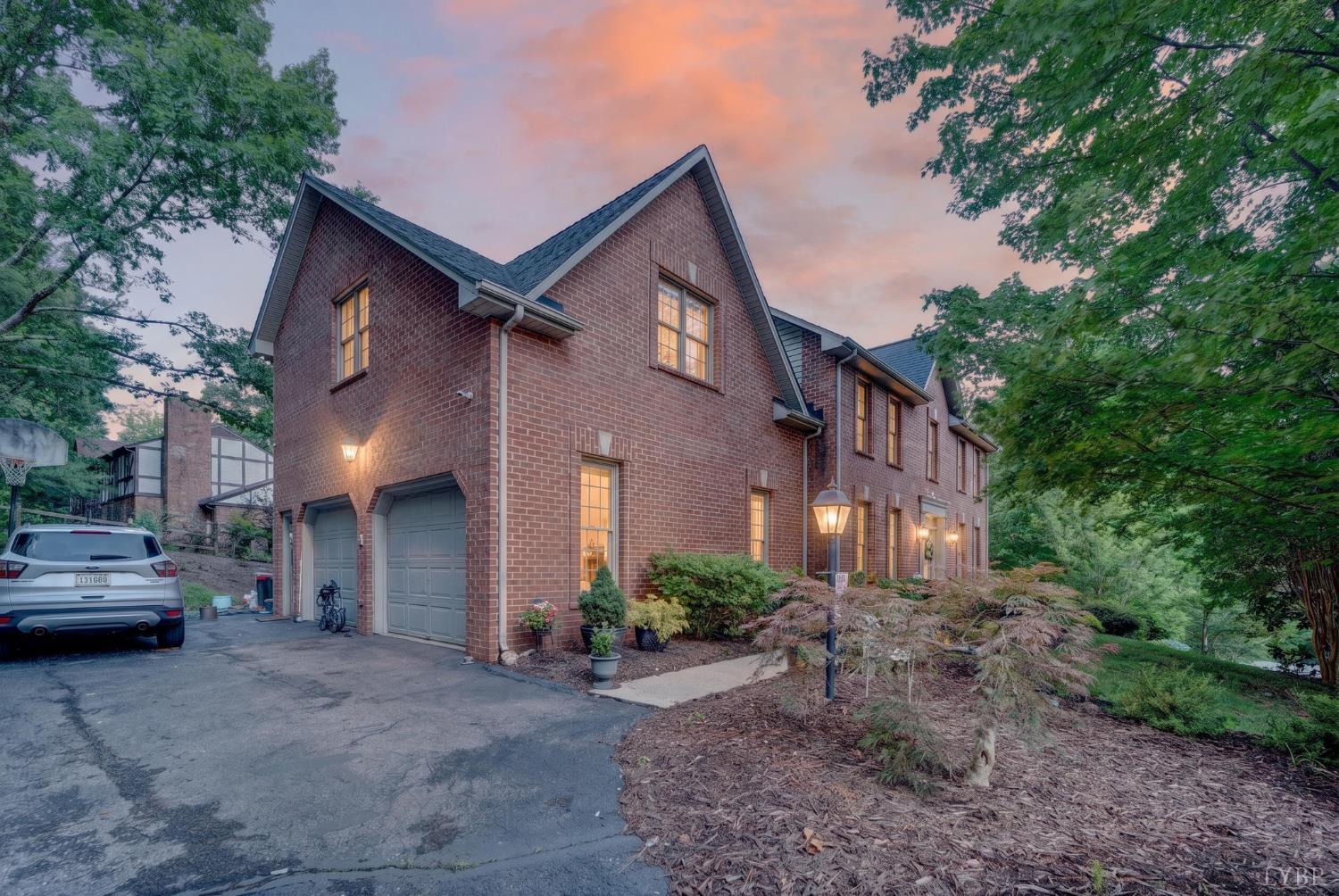 24 Queen Regent Court Blue Ridge, VA 24064 - Photo 2 of 73