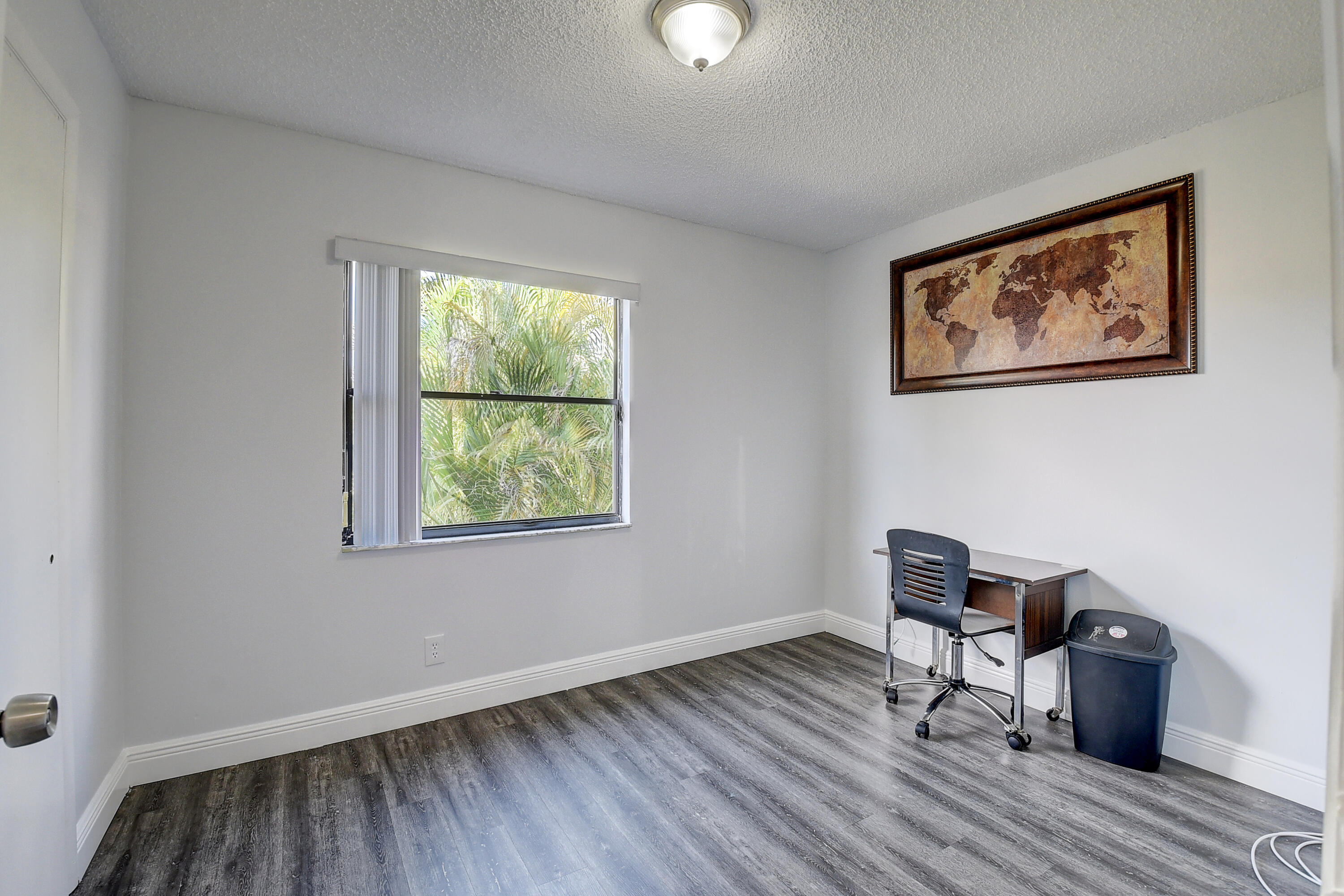 8559 Shawe Way Boca Raton, FL 33433 - Photo 22 of 28 4th Bedroom