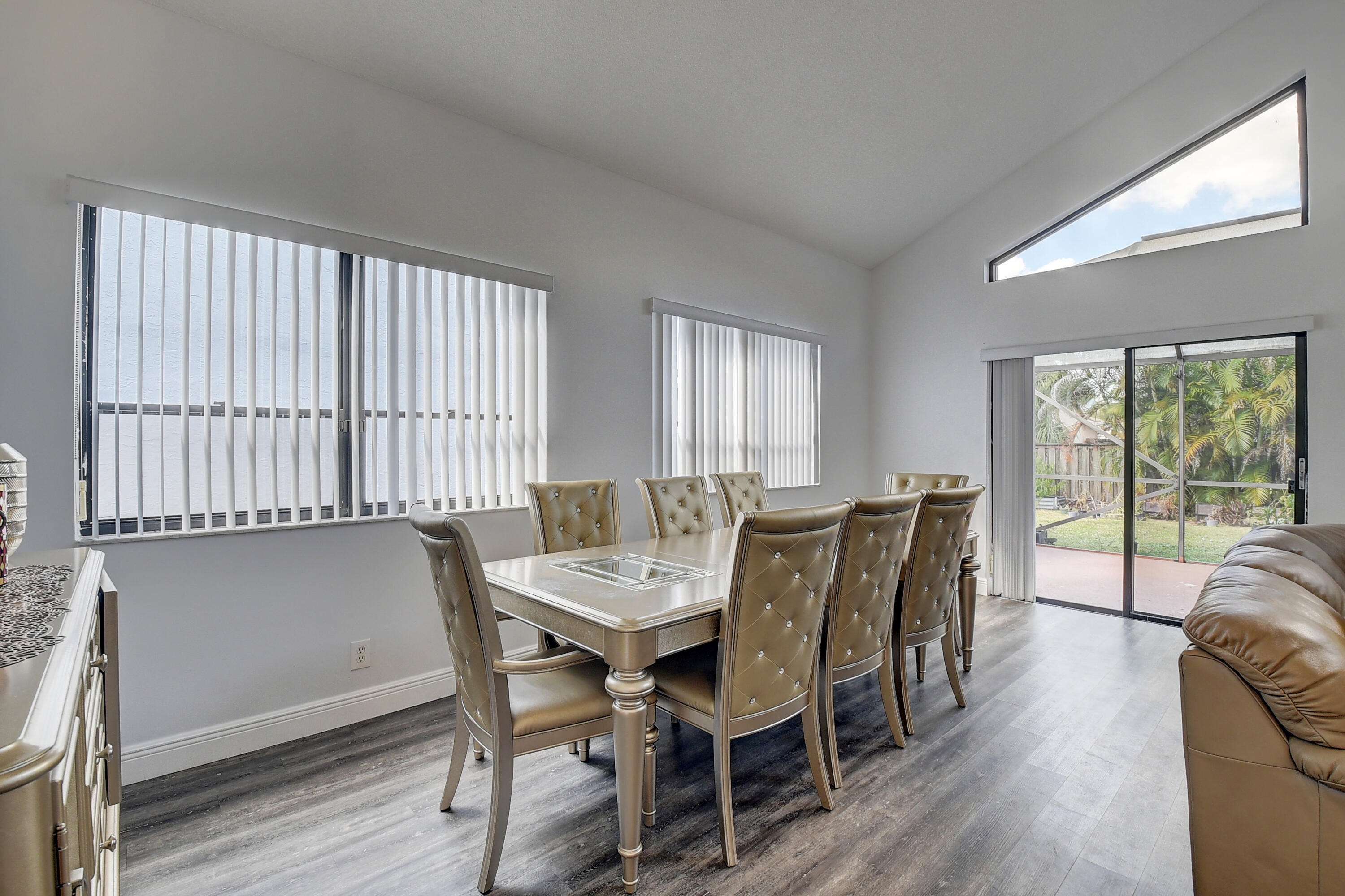 8559 Shawe Way Boca Raton, FL 33433 - Photo 3 of 28 Dinning Room