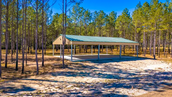 $221,880 | 412 Tumbleweed Ranch Road, Onalaska, TX 77360