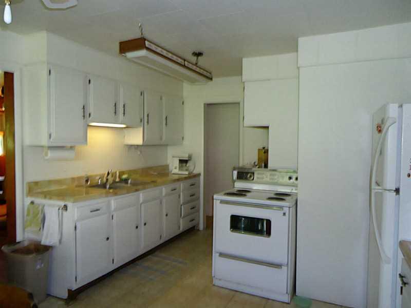 312 Elmbrook Road Beaver Falls, PA 15010 - Photo 7 of 24 Kitchen. Plenty of counter space and cabinets.