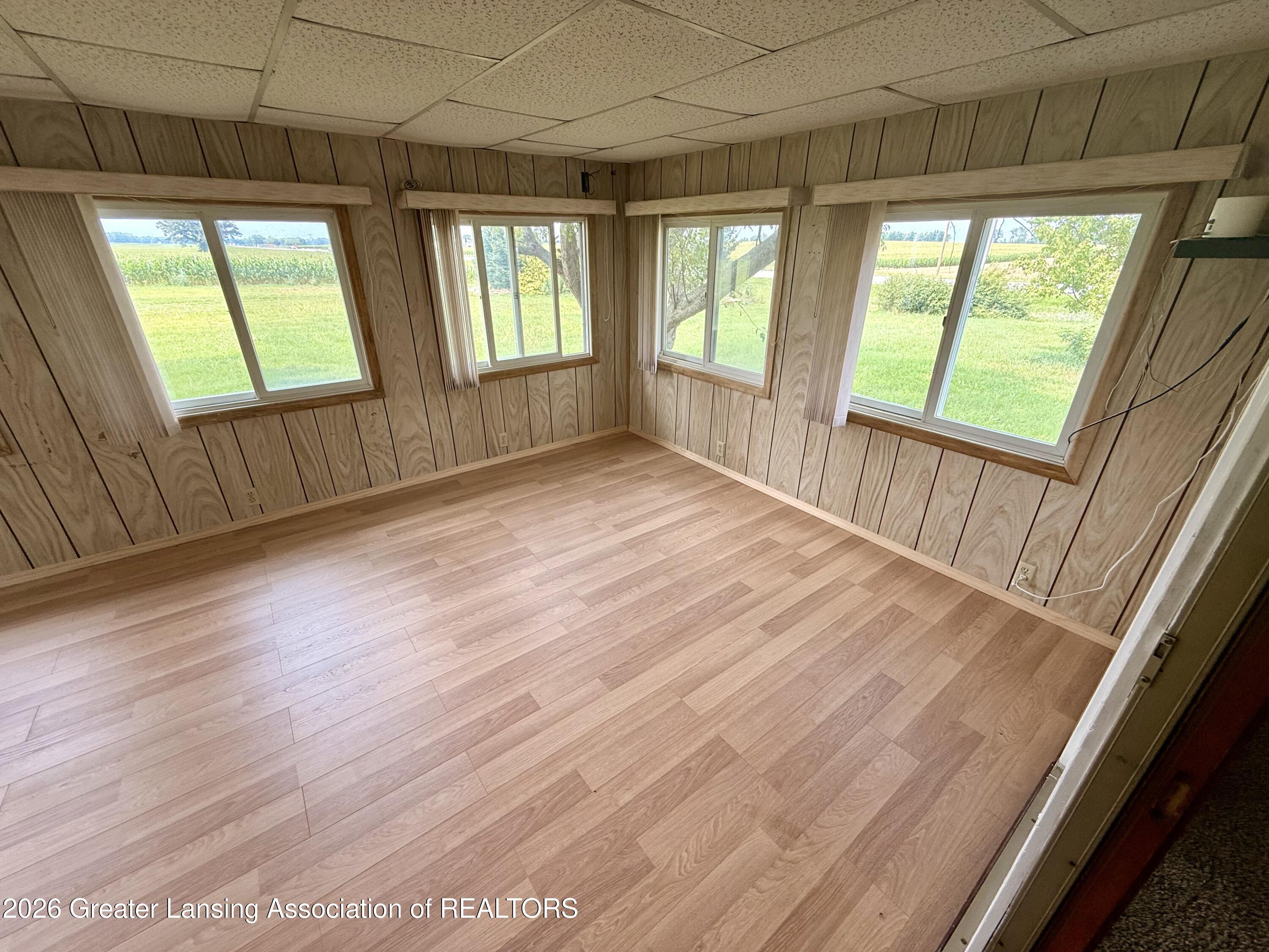 2331 West Cleveland Road Perrinton, MI 48871 - Photo 18 of 49 Four season room