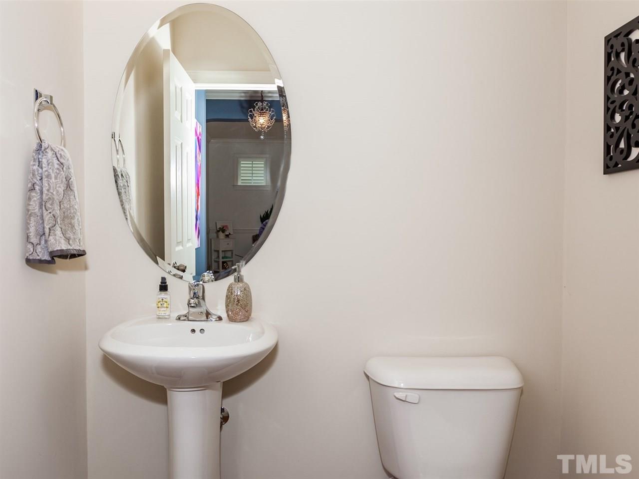 505 Bouree Circle Raleigh, NC 27606 - Photo 11 of 25 Gallery Image 11