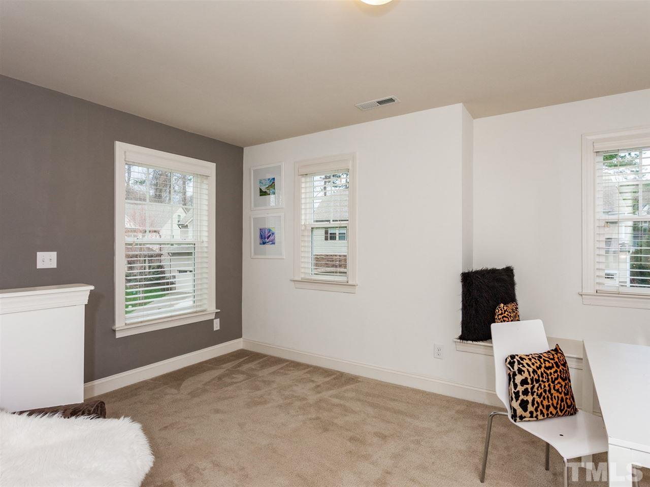 505 Bouree Circle Raleigh, NC 27606 - Photo 12 of 25 Gallery Image 12