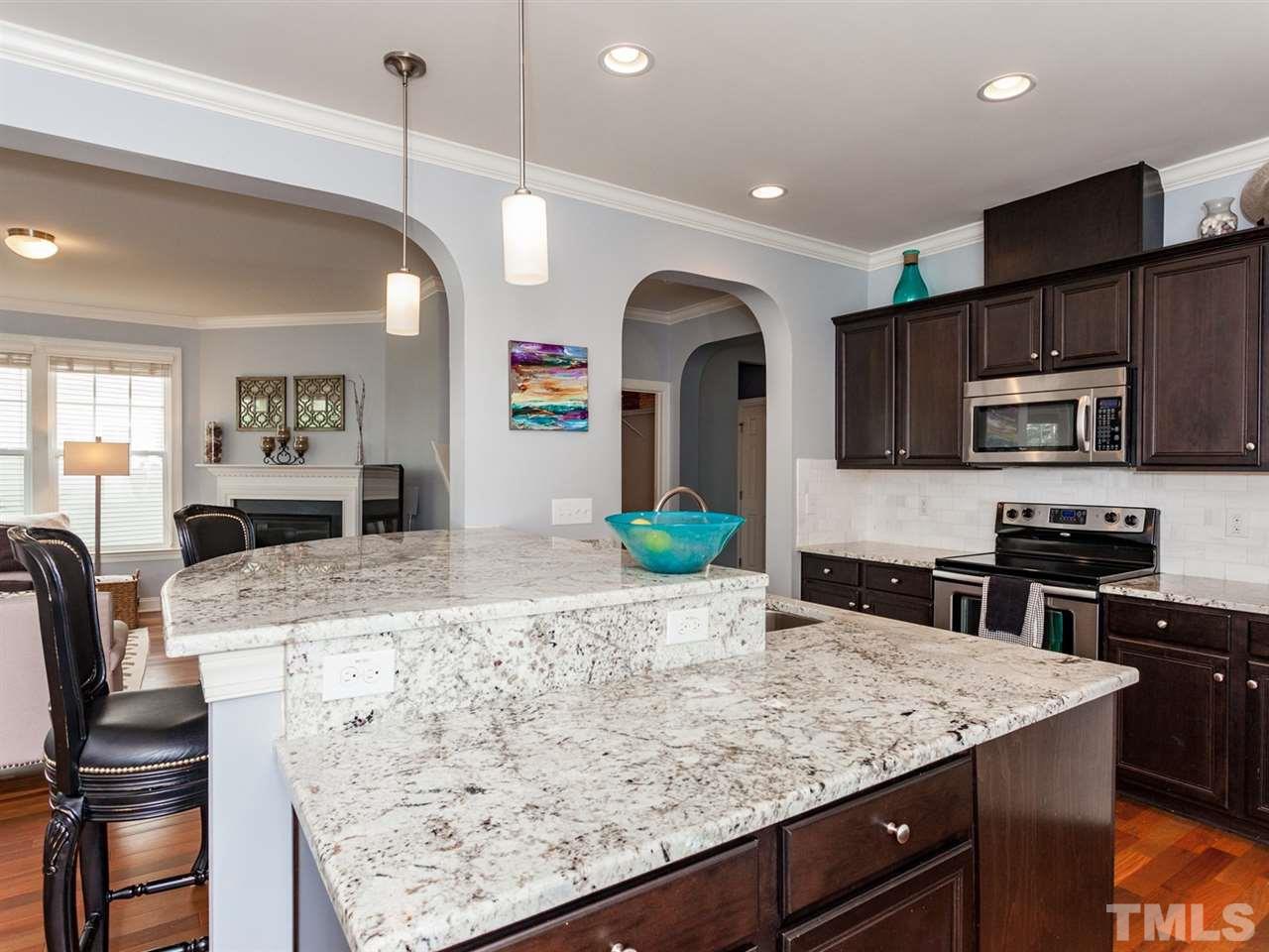 505 Bouree Circle Raleigh, NC 27606 - Photo 5 of 25 Gallery Image 5