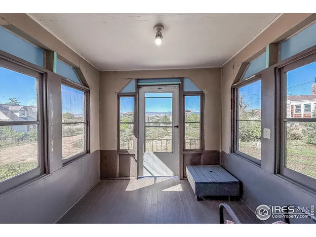 $330,000 | 818 Hover Street, Longmont, CO 80501