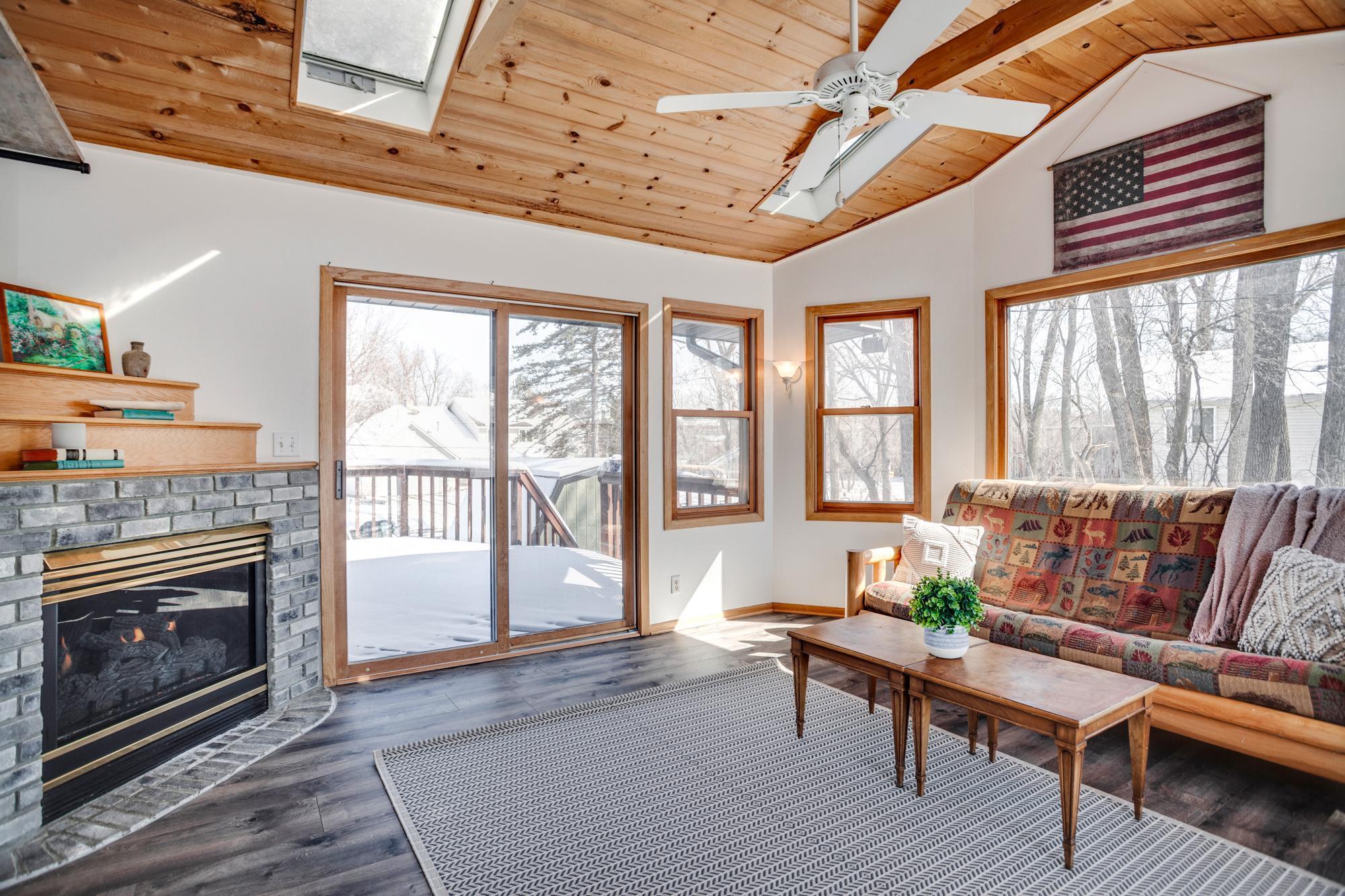 2722 Vale Crest Road Crystal, MN 55422 - Photo 13 of 70