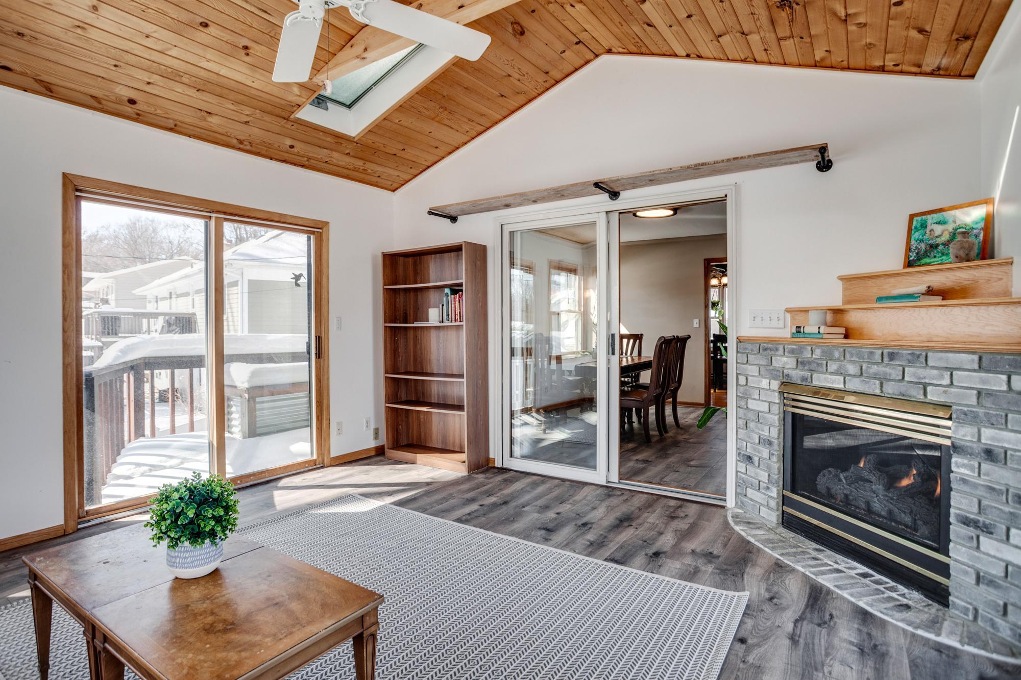 2722 Vale Crest Road Crystal, MN 55422 - Photo 15 of 70