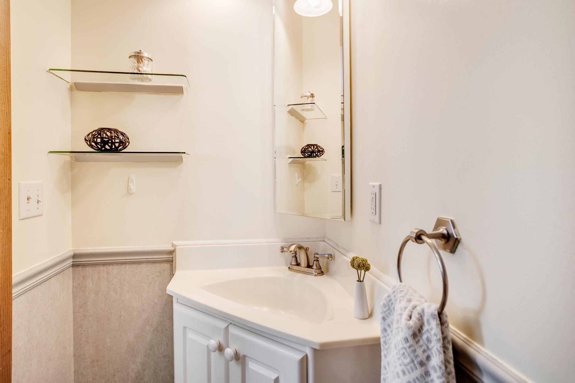 2722 Vale Crest Road Crystal, MN 55422 - Photo 26 of 70