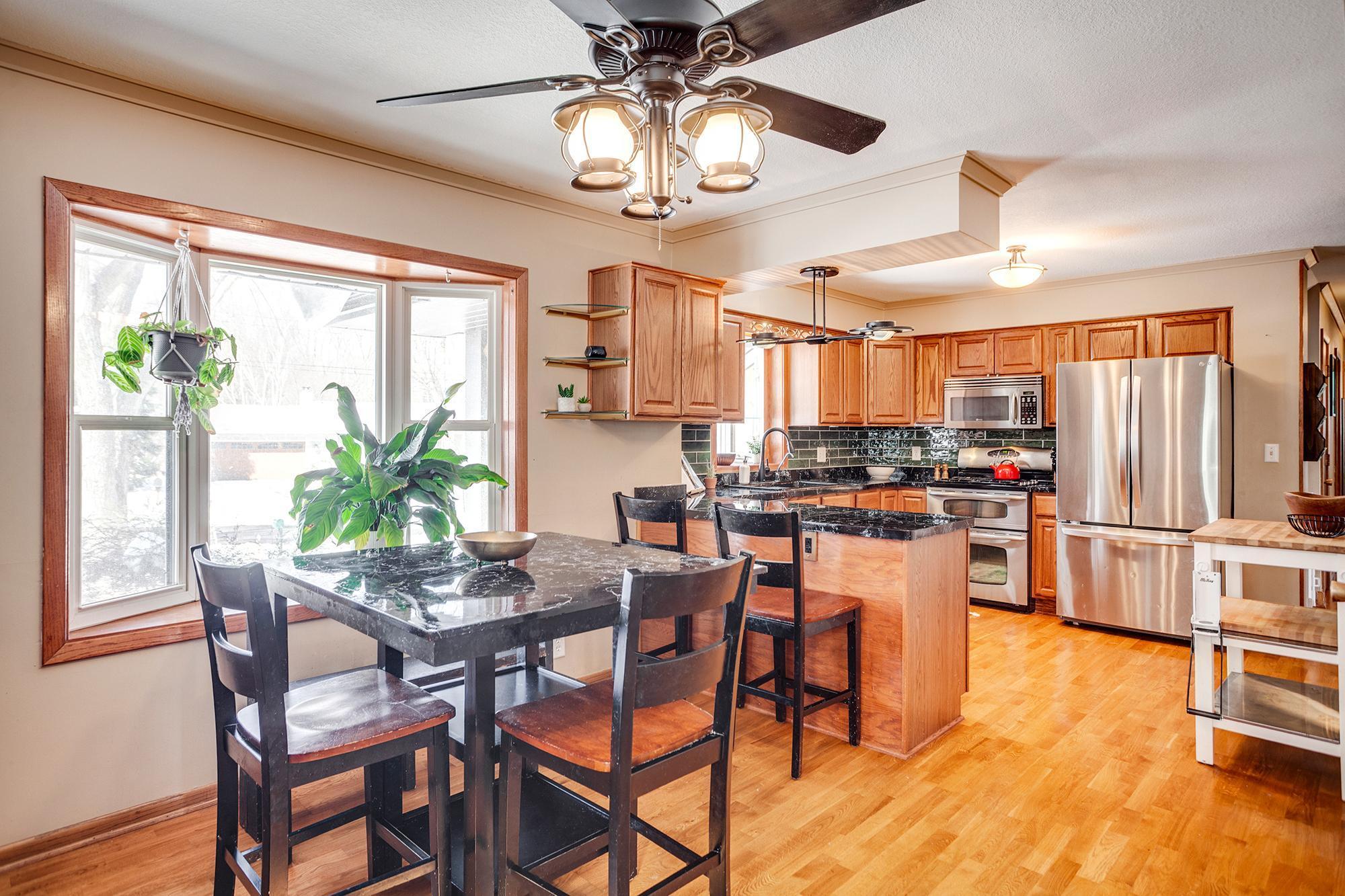 2722 Vale Crest Road Crystal, MN 55422 - Photo 8 of 70