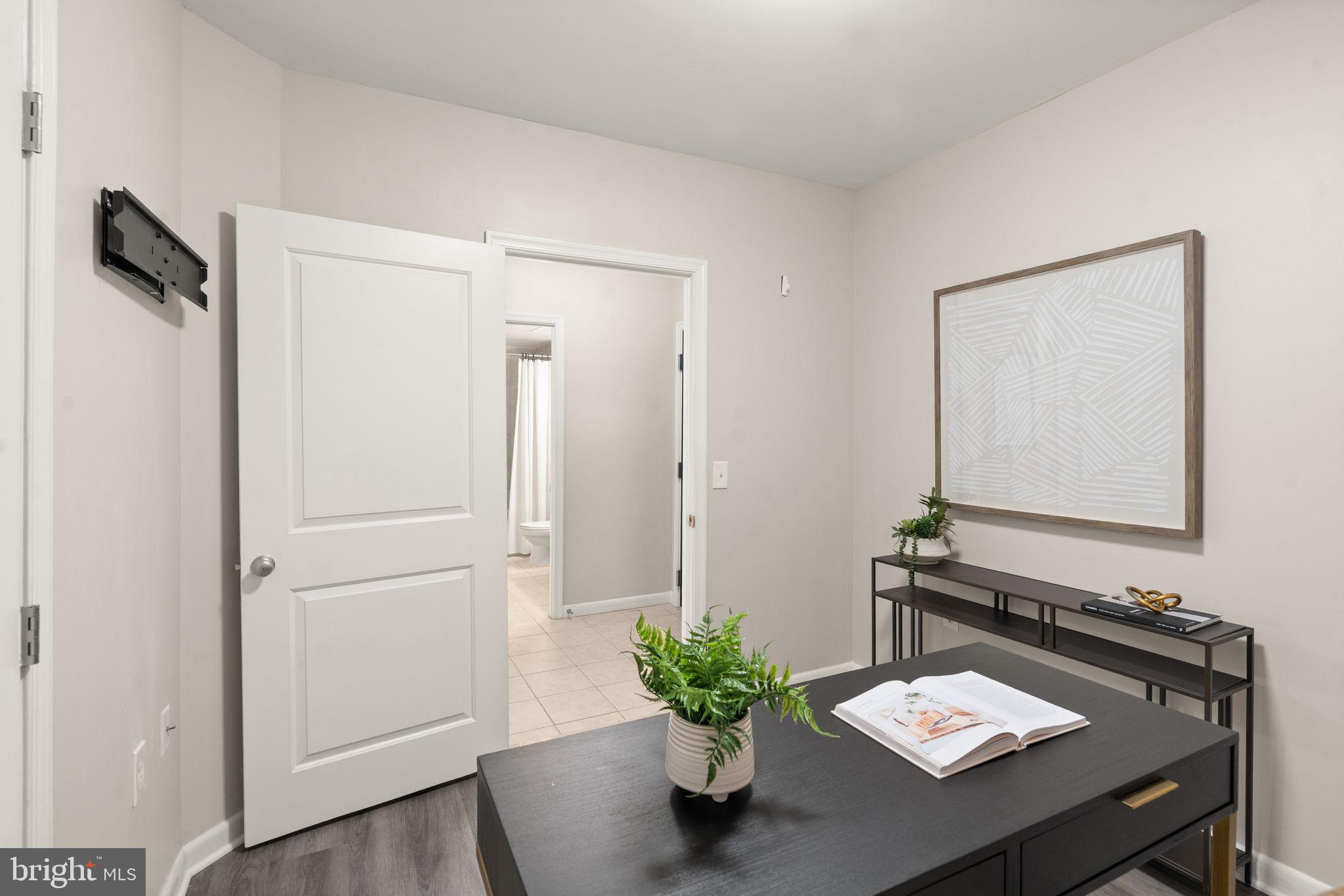 851 North Glebe Road, Unit 1309 Arlington, VA 22203 - Photo 12 of 58 Gallery Image 12