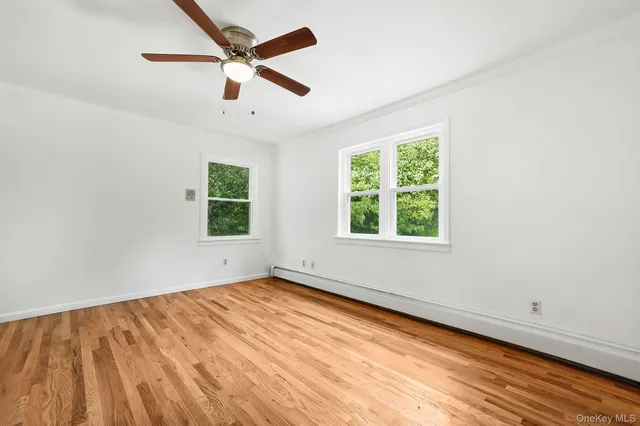 $885,000 | 19 Friendship Lane, Red Hook, NY 12571