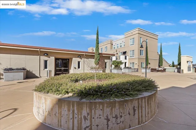 $449,000 | 88 East 6th Street, Unit 215, Pittsburg, CA 94565