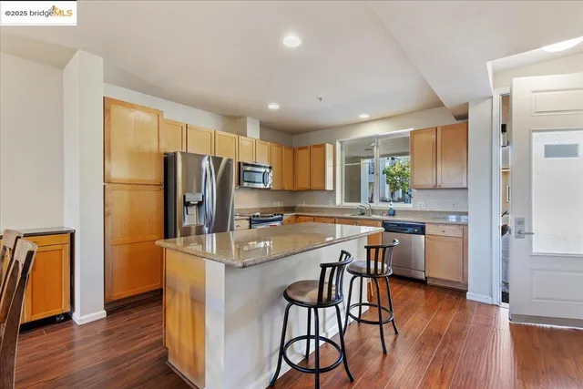 $449,000 | 88 East 6th Street, Unit 215, Pittsburg, CA 94565