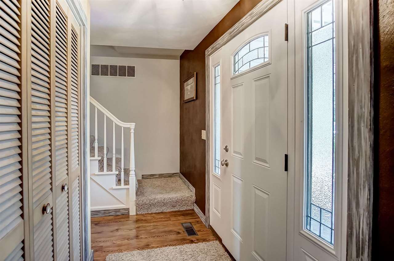8008 Seiler Road New Haven, IN 46774 - Photo 6 of 36