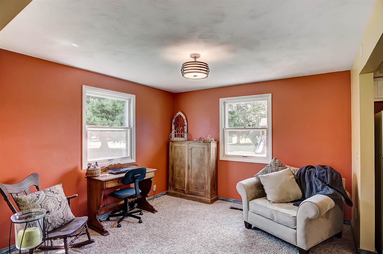 8008 Seiler Road New Haven, IN 46774 - Photo 10 of 36