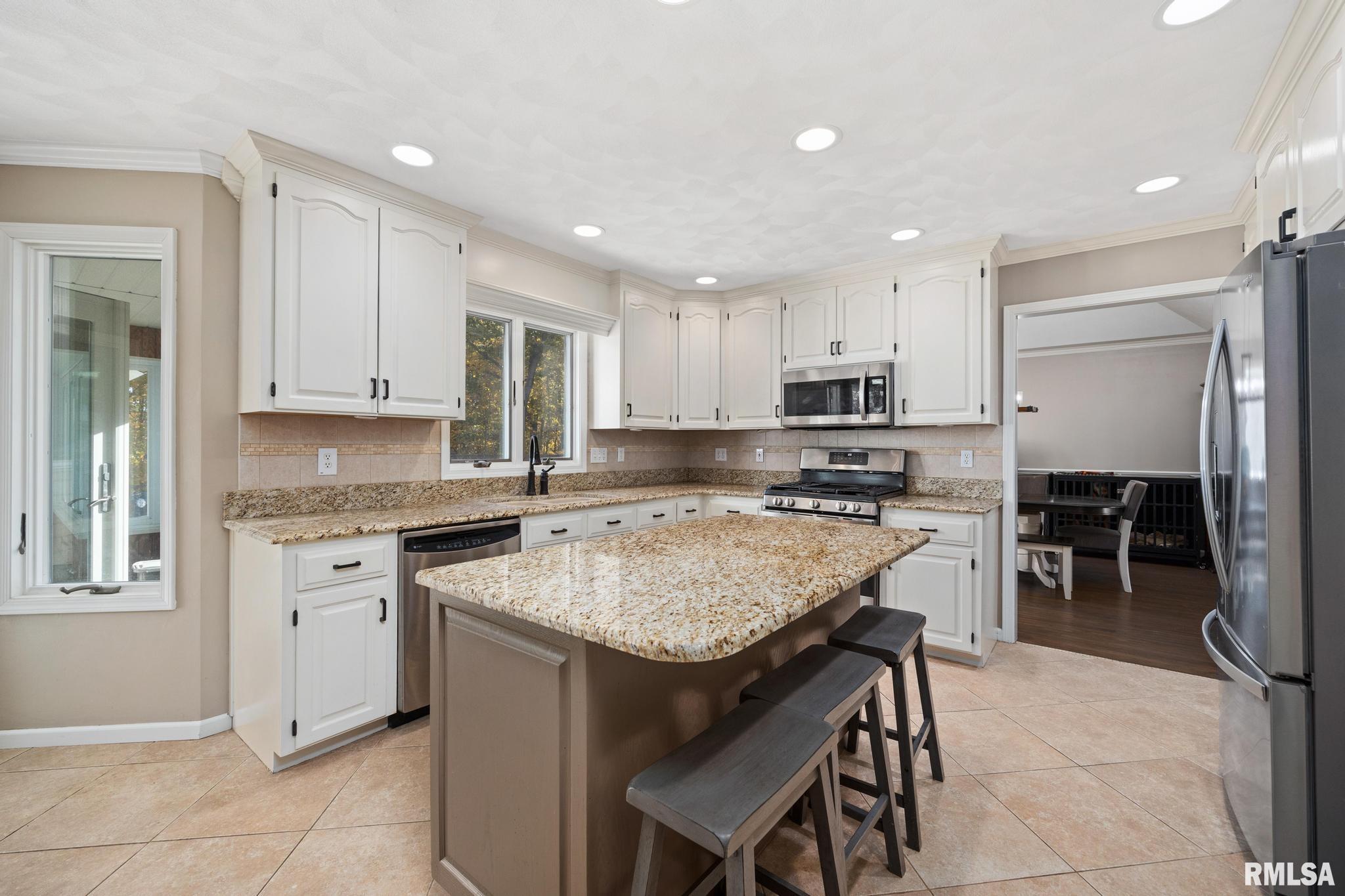 26 Linden Court Morton, IL 61550 - Photo 12 of 63