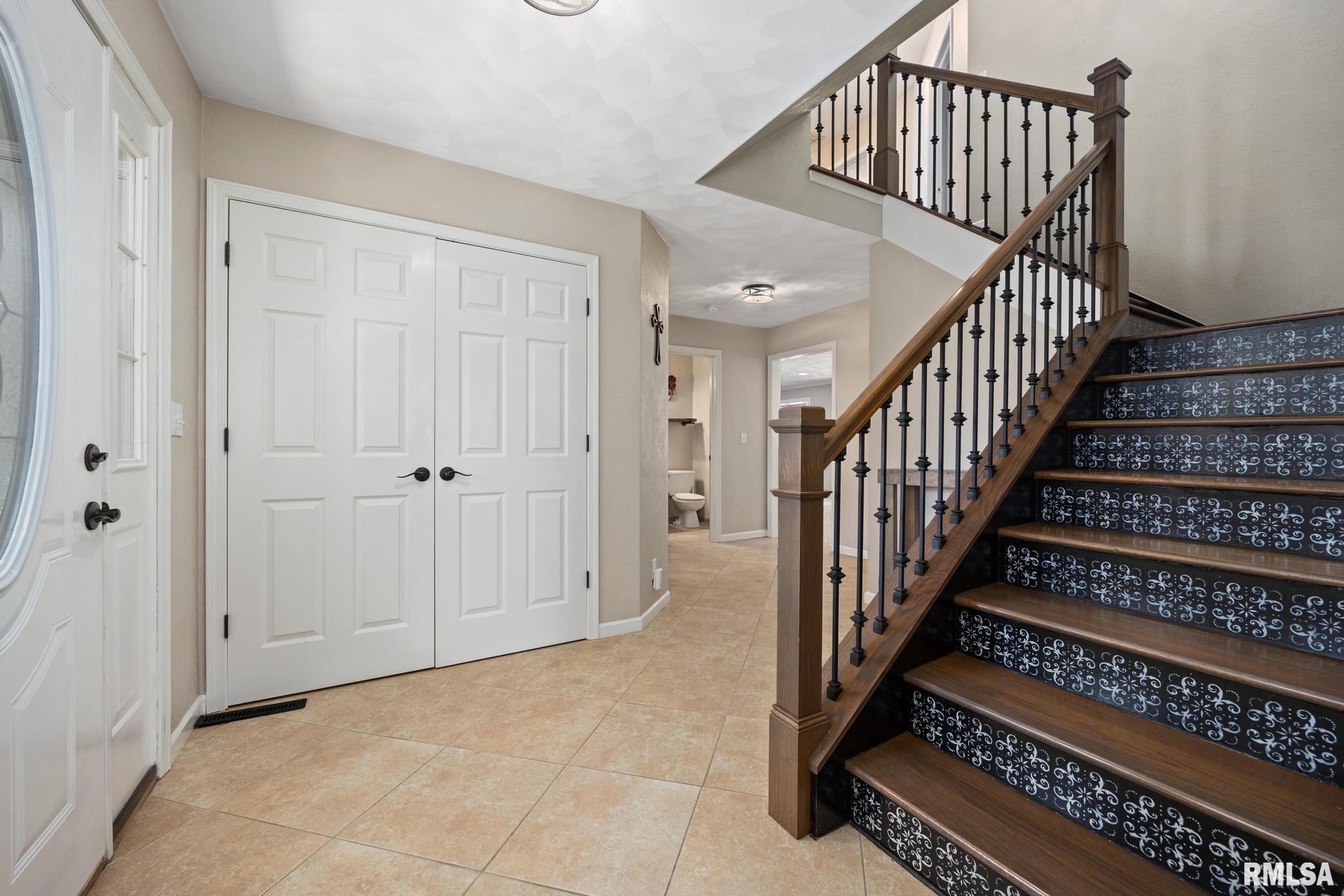 26 Linden Court Morton, IL 61550 - Photo 6 of 63