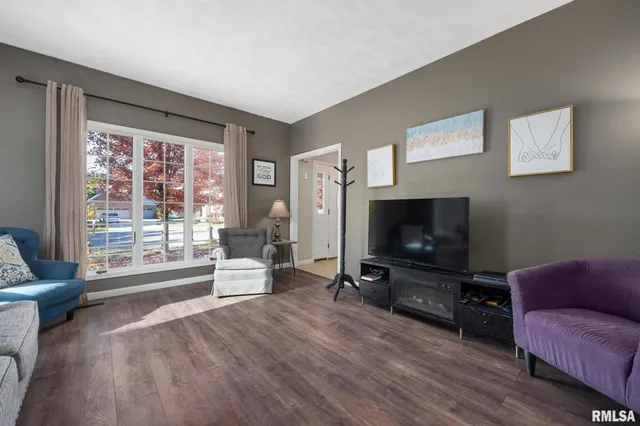 $534,900 | 26 Linden Court, Morton, IL 61550