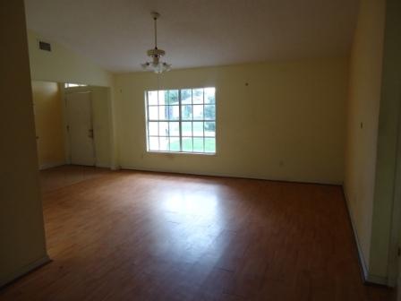 457 Southwest Aster Road Port St. Lucie, FL 34953 - Photo 5 of 23 DSC07197