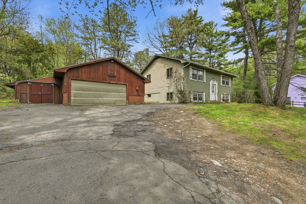 390 State Street Amherst, MA 01002 - Photo 2 of 36