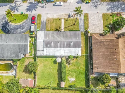 $759,000 | 4681-4685 Southwest 43rd Terrace, Fort Lauderdale, FL 33314