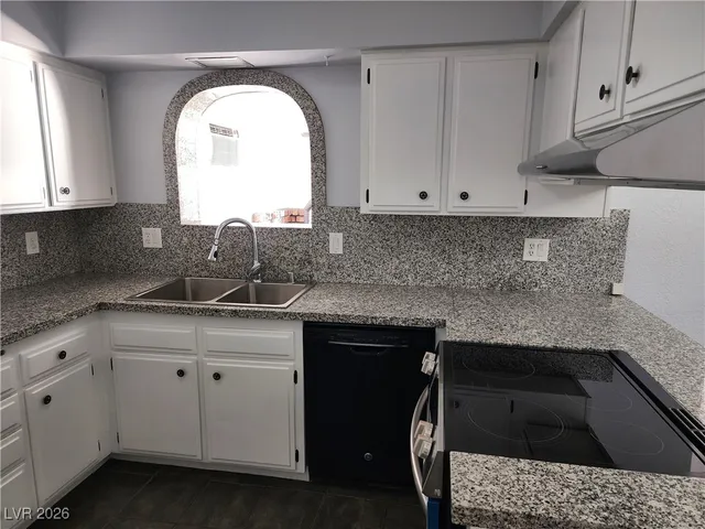 $2,200 | 3559 Middlebury Avenue, Las Vegas, NV 89121