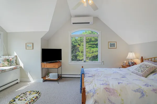 $2,950,000 | 23 Thaxter Lane, Edgartown, MA 02539