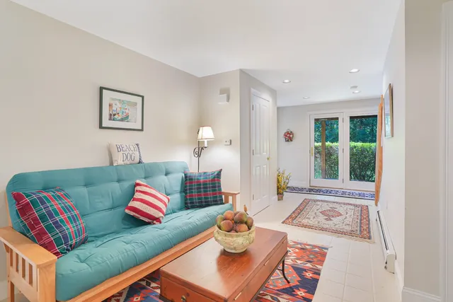 $2,950,000 | 23 Thaxter Lane, Edgartown, MA 02539