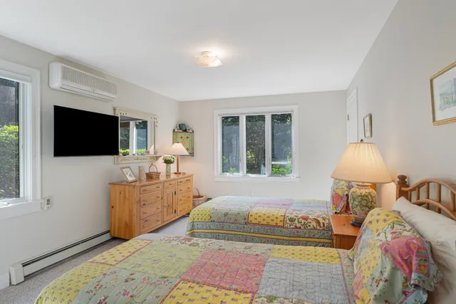 $2,950,000 | 23 Thaxter Lane, Edgartown, MA 02539